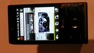 Illustration for article titled Hands-On with the HTC Touch Diamond (Verdict: Slightly Sluggish, But Has Nice UI Touches)